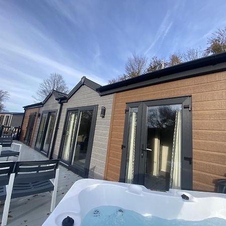 בנגור Sl06 - Idwal Lodge With Hot Tub מראה חיצוני תמונה